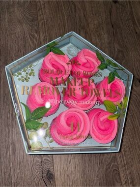 Makeup Remover Towels - Pink Rose Design (14 Pack)